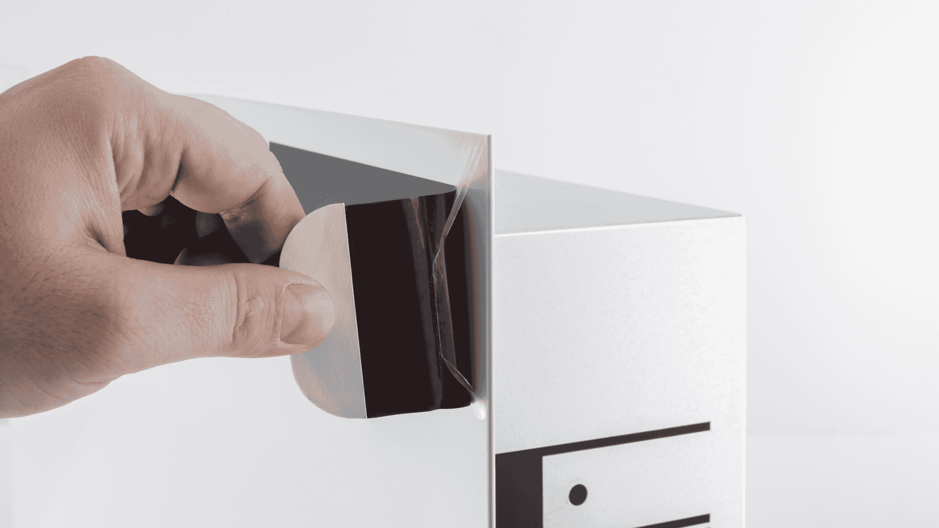 KAN-therm - Instalační skříně Slim a Slim+ - Ochrana skříní před mechanickým poškozením během dopravy a montážních prací